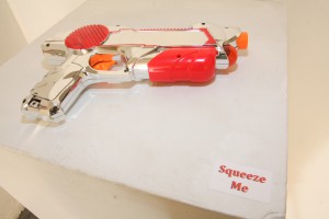 "Squeeze" found toy gun